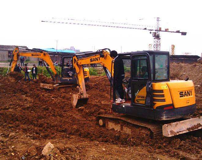 三门峡市挖掘机培训学校